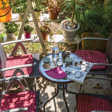 Lovely Apartment In Makarska With Wifi Екстер'єр фото