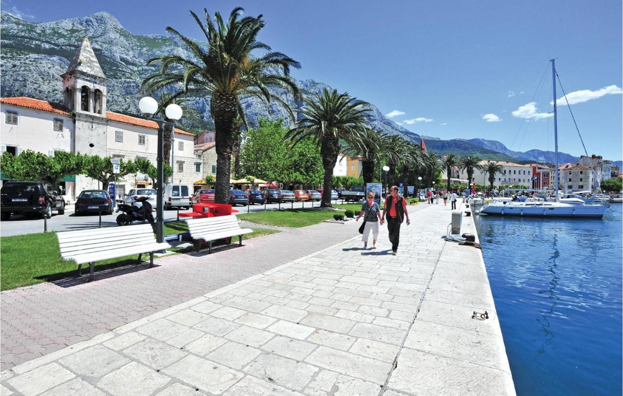 Lovely Apartment In Makarska With Wifi Екстер'єр фото